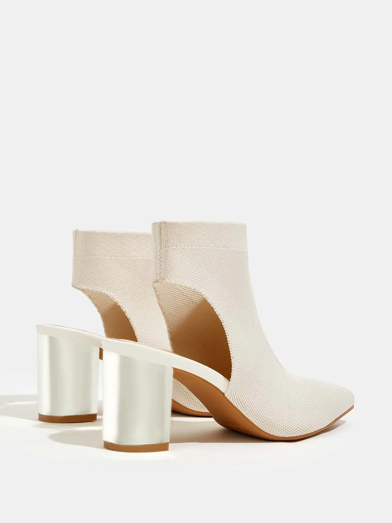 CUCCOO Trending Minimalist Point Toe Chunky Heeled Sandal Boots