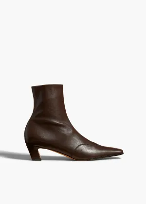 Nevada Stretch Low Boot in Dark Brown Nappa Leather