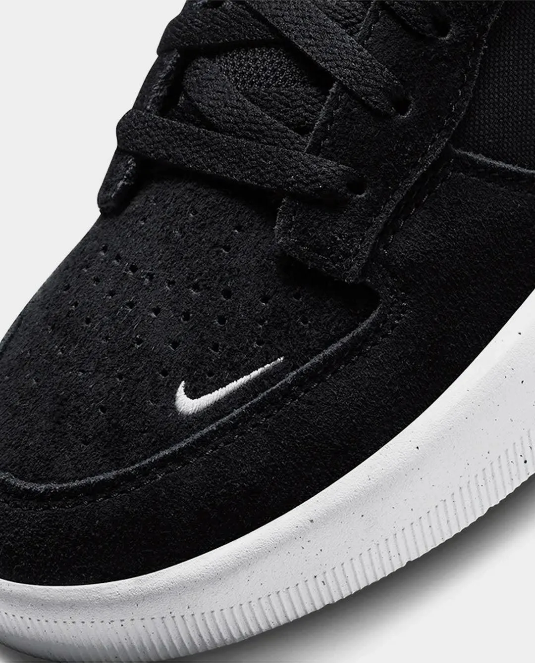 Nike SB - Force 58 Shoe - Black/White