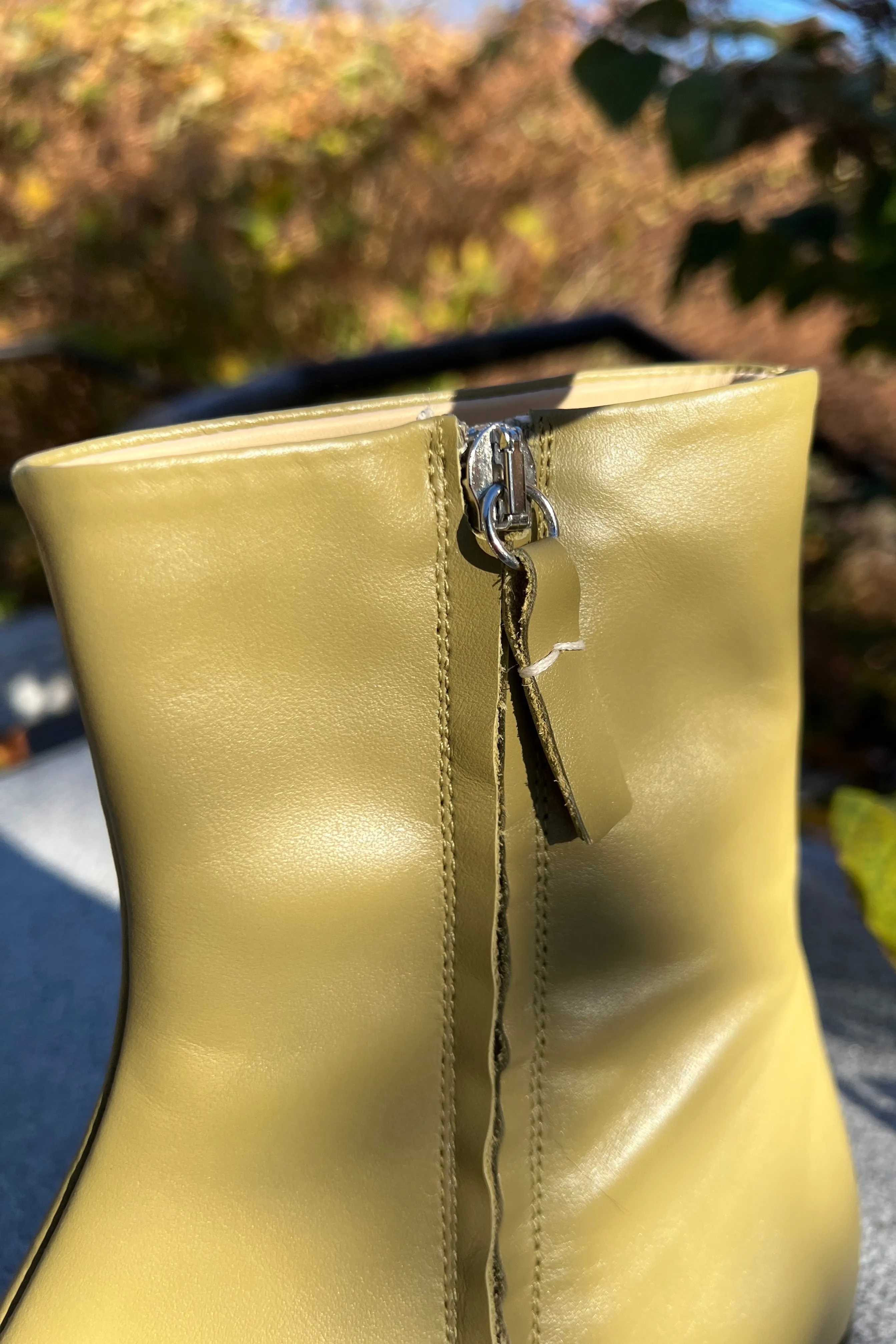 Souliers Martinez - Campamento Calf Leather Boots: Green