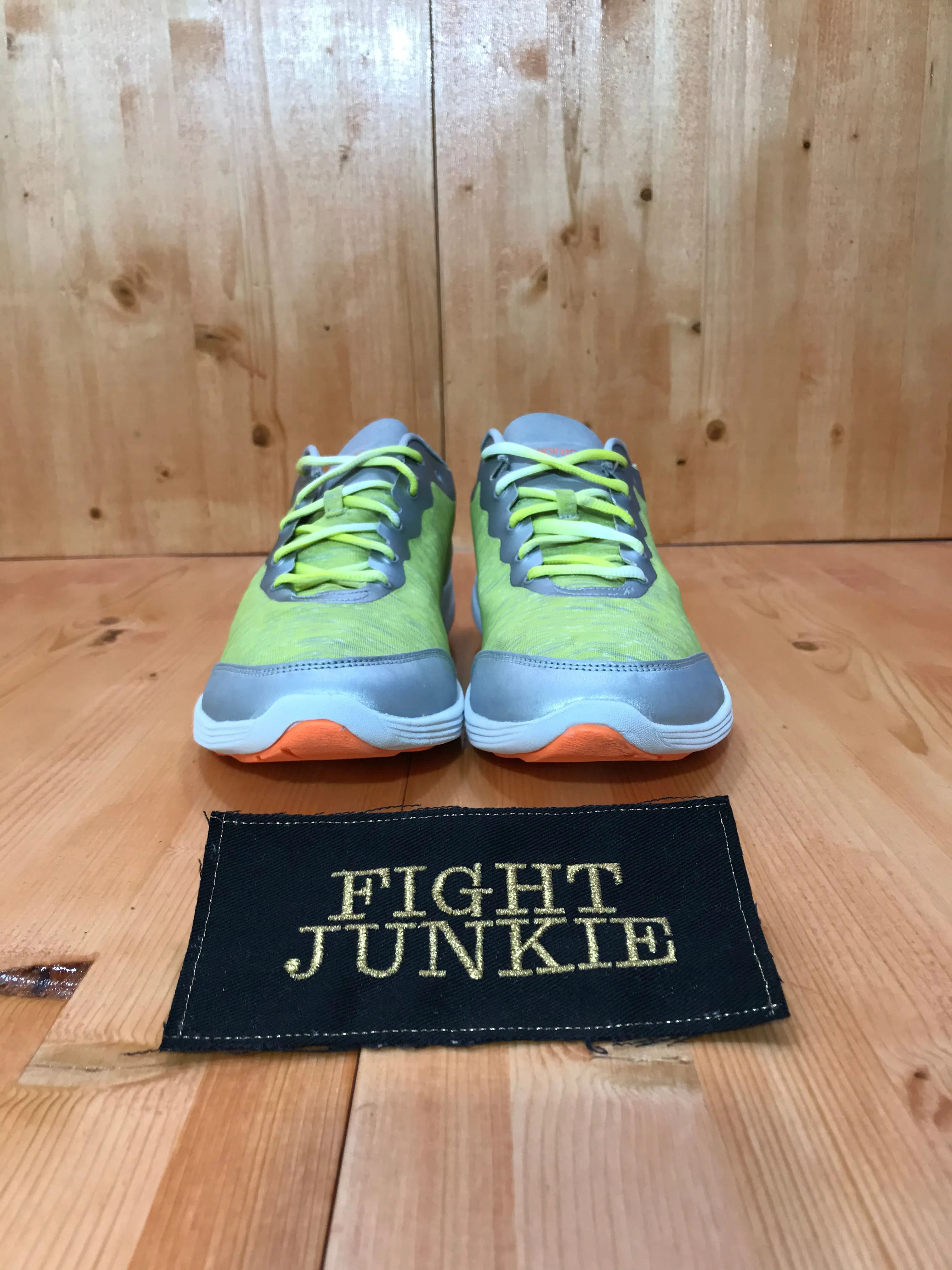 VIONIC AGILE FYN Women's Size 11 Shoes Sneakers Neon Yellow