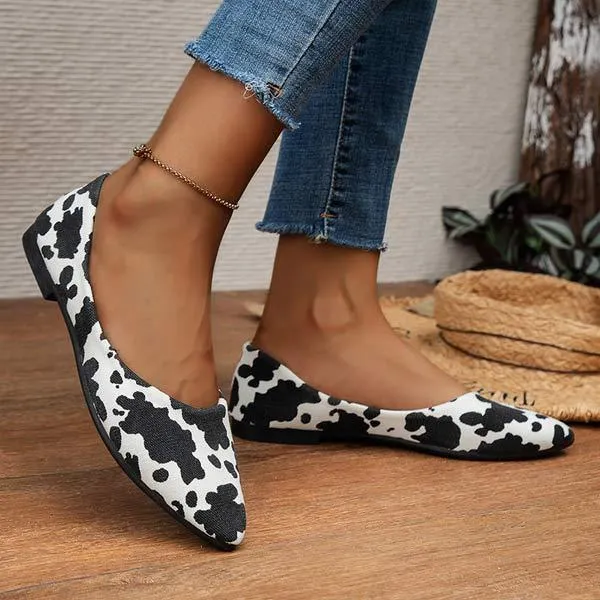 Women's Shallow Mouth Embroidered Pointed-toe Flat Shoes 28349182C